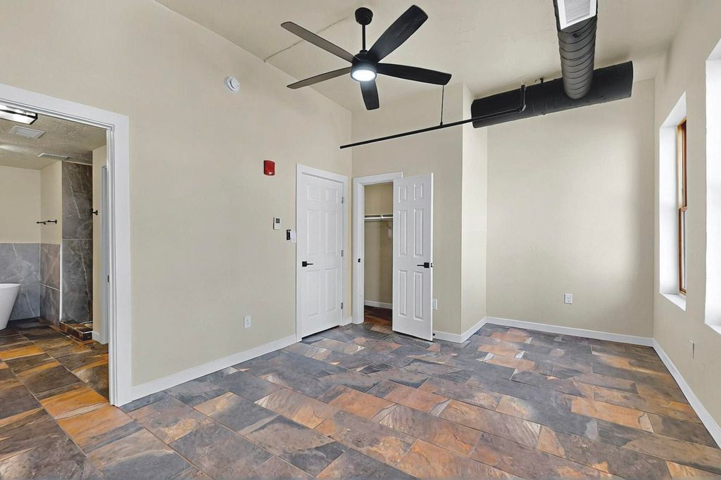 Image 26 of property listing at 219 CENTRAL Avenue NW 308, Albuquerque, NM 87102