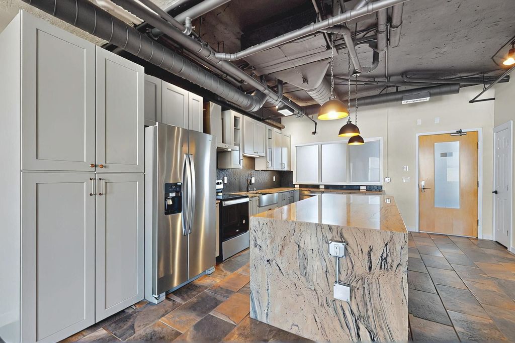 Image 41 of property listing at 219 CENTRAL Avenue NW 308, Albuquerque, NM 87102