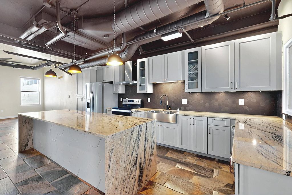 Image 43 of property listing at 219 CENTRAL Avenue NW 308, Albuquerque, NM 87102