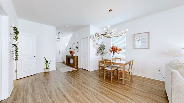 428 Brook Ave, White House, TN 37188