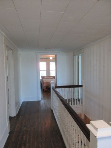 607 First Street S, Rosebud, TX 76570