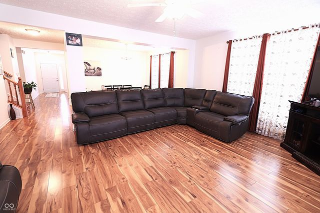 8186 Stonelick Drive, Avon, IN 46123