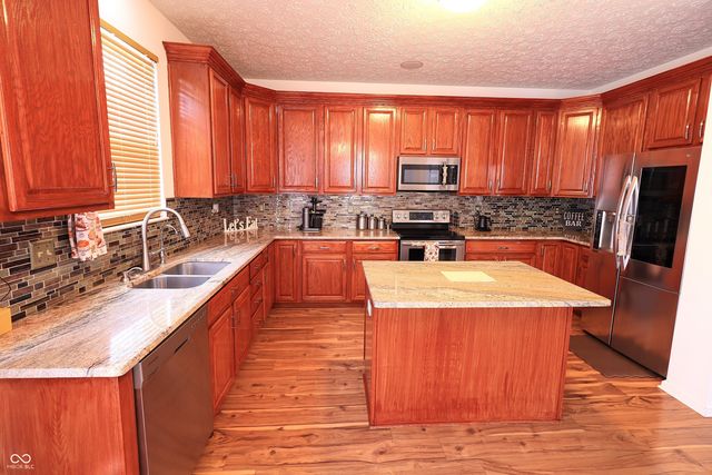 8186 Stonelick Drive, Avon, IN 46123