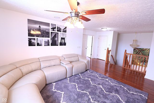 8186 Stonelick Drive, Avon, IN 46123