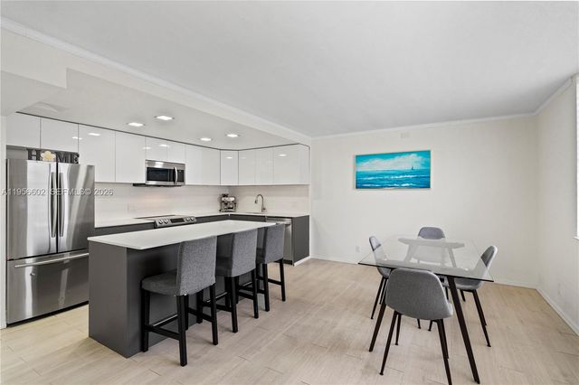 3440 NE 192nd Street 5PA, Aventura, FL 33180