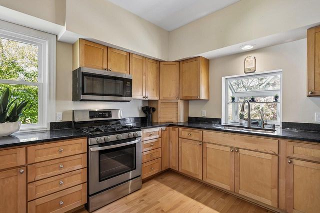 W65N699 St John AVENUE, Cedarburg, WI 53012