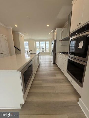 7619 RIVER REACH RD, Baltimore, MD 21244