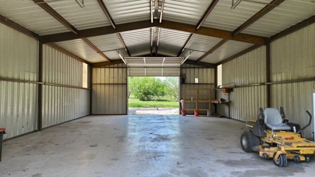 6000 Jackson Road, Krum, TX 76249