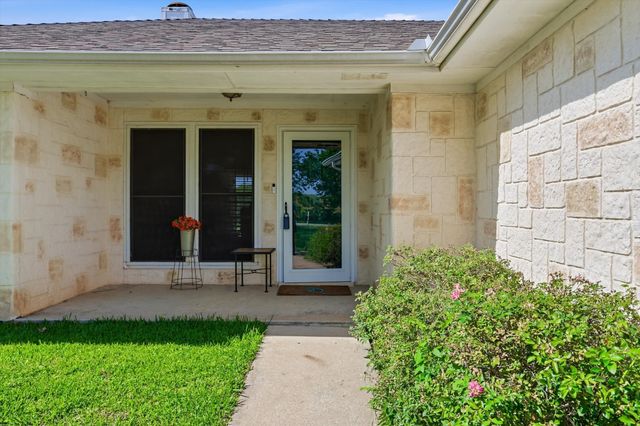 6000 Jackson Road, Krum, TX 76249