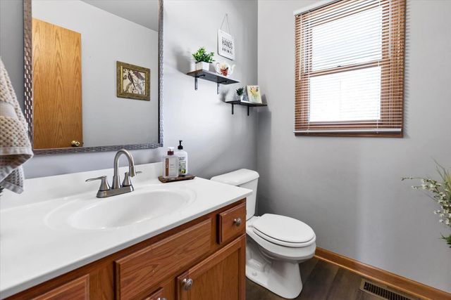 805 Doral Drive, Marengo, IL 60152
