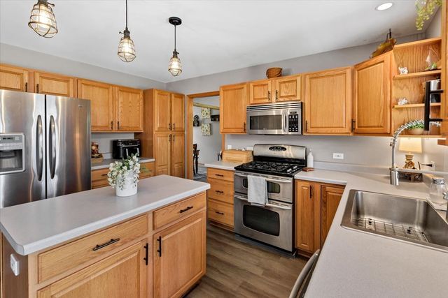 805 Doral Drive, Marengo, IL 60152