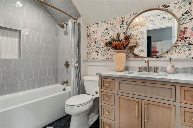 12610 Granada Road, Leawood, KS 66209