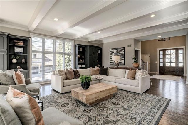 12610 Granada Road, Leawood, KS 66209