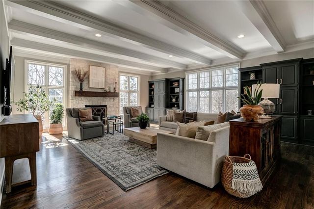 12610 Granada Road, Leawood, KS 66209