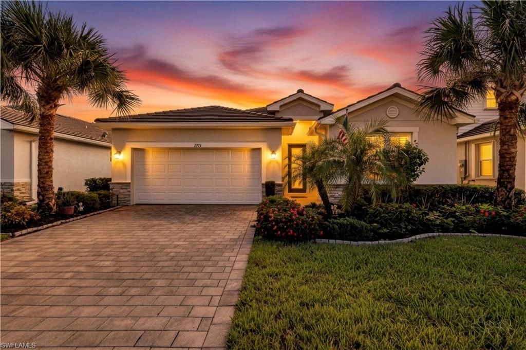 2174 Clementine ST, Naples, FL 34120