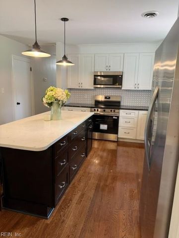 119 Longwood DR, Newport News, VA 23606