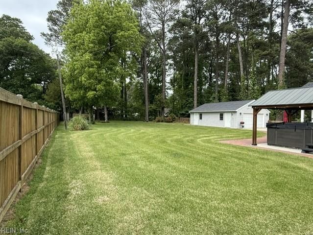119 Longwood DR, Newport News, VA 23606