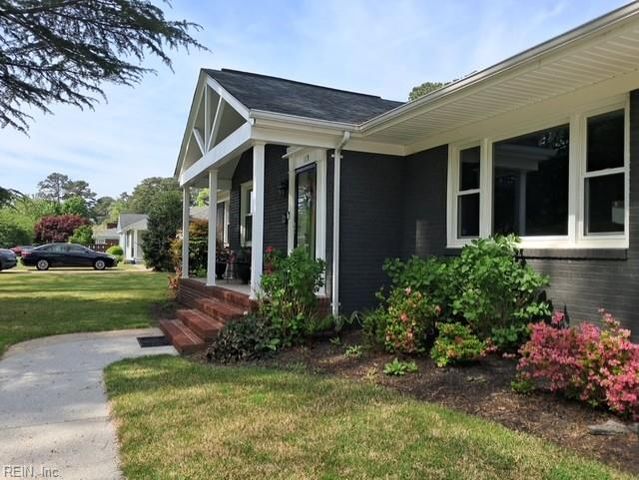 119 Longwood DR, Newport News, VA 23606