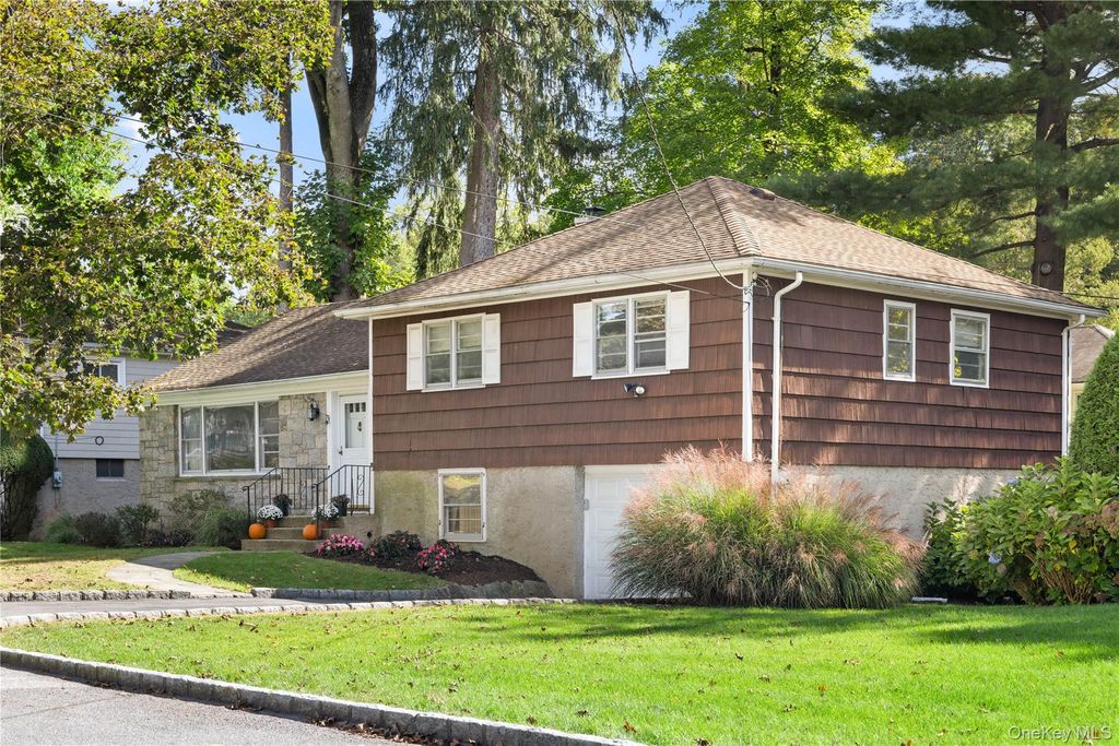 226 Rosehill Avenue, New Rochelle, NY 10804 — photo 2