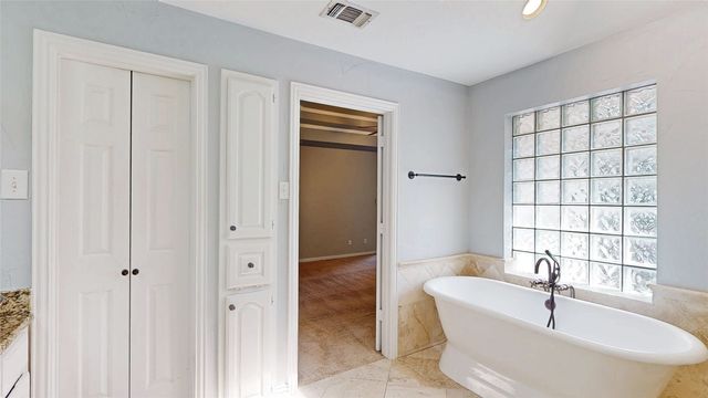 2890 Hillside Drive, Highland Village, TX 75077