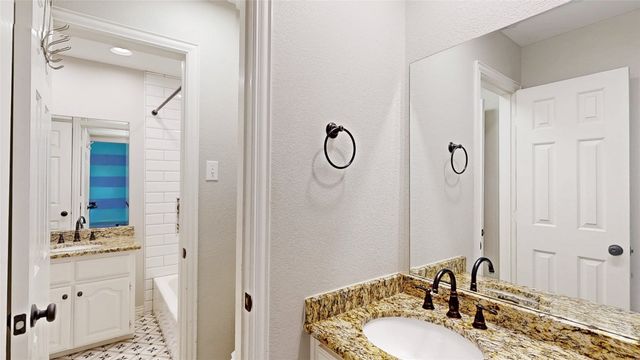2890 Hillside Drive, Highland Village, TX 75077