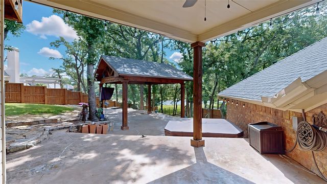 2890 Hillside Drive, Highland Village, TX 75077