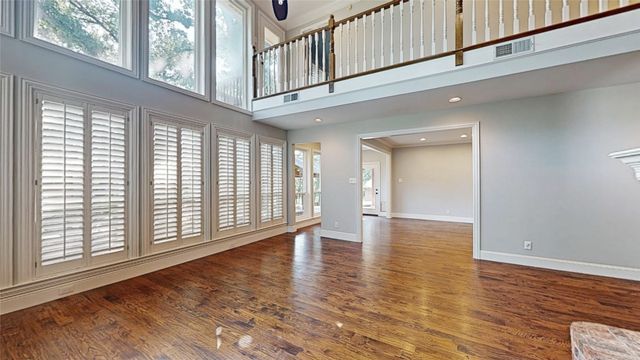 2890 Hillside Drive, Highland Village, TX 75077