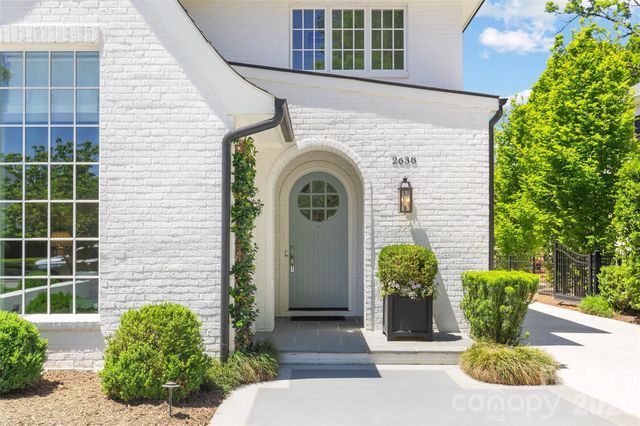 2638 Hampton Avenue, Charlotte, NC 28207