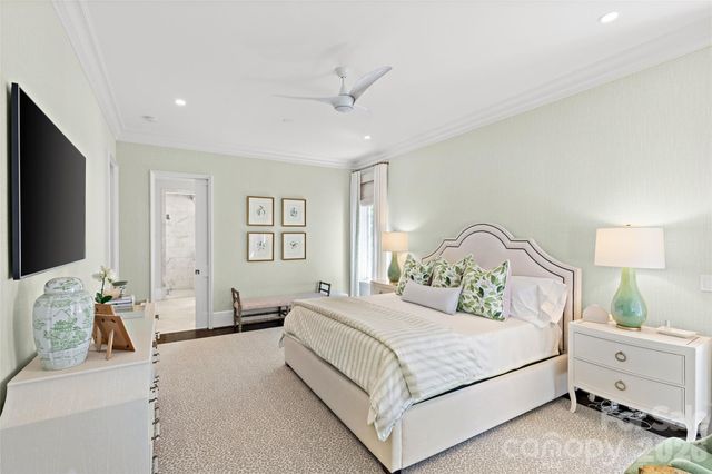 2638 Hampton Avenue, Charlotte, NC 28207