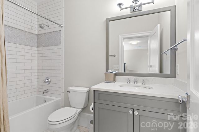 2638 Hampton Avenue, Charlotte, NC 28207