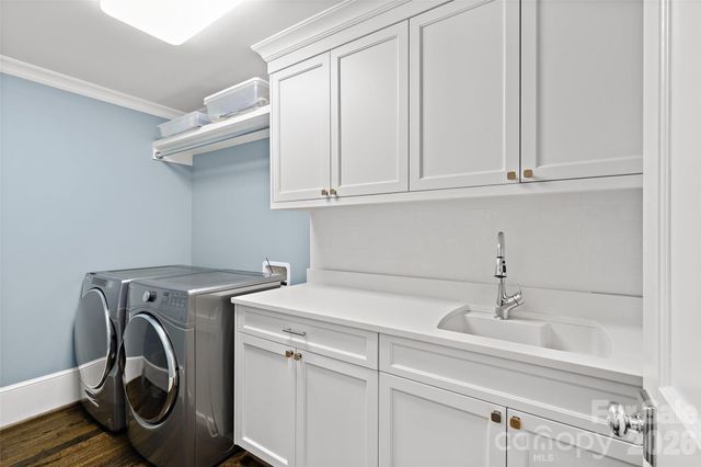 2638 Hampton Avenue, Charlotte, NC 28207