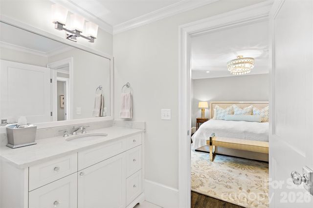 2638 Hampton Avenue, Charlotte, NC 28207