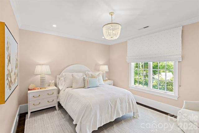 2638 Hampton Avenue, Charlotte, NC 28207