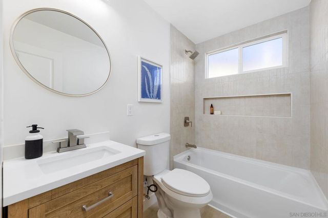 606 Carlsbad St, Spring Valley, CA 91977