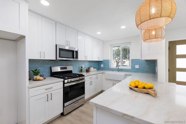 606 Carlsbad St, Spring Valley, CA 91977