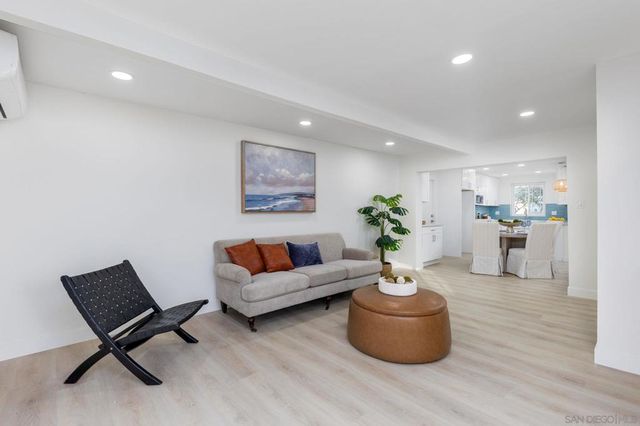 606 Carlsbad St, Spring Valley, CA 91977