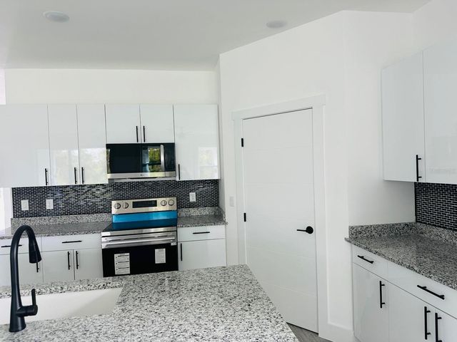 5555 VERACRUZ TERRACE, Port Charlotte, FL 33981