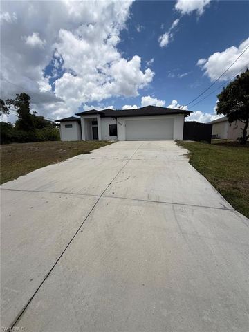 3820 7th ST SW, Lehigh Acres, FL 33976