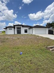3820 7th ST SW, Lehigh Acres, FL 33976