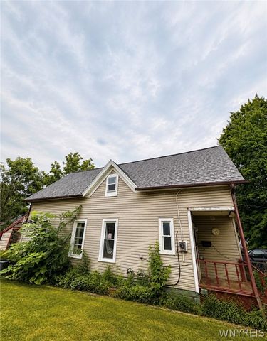 13 3rd Avenue, North Tonawanda, NY 14120