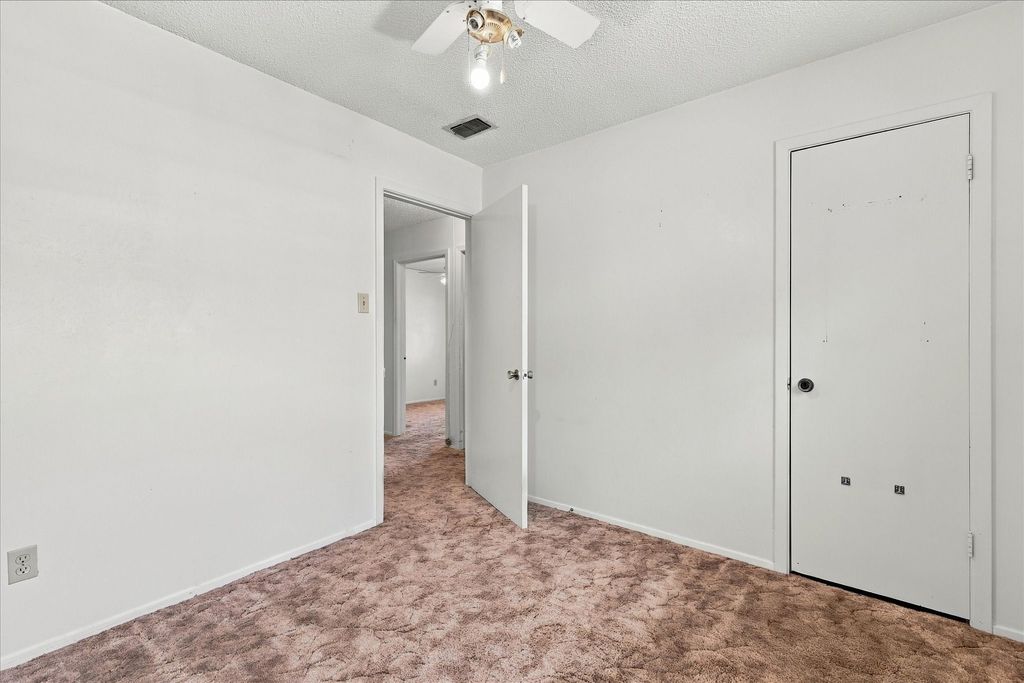 200 Quail Creek Drive, Crowley, TX 76036 — photo 5