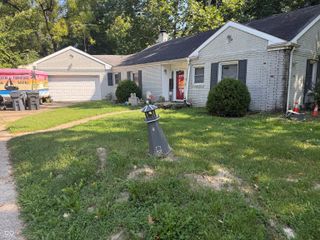 632 Oxford Road, Anderson, IN 46012