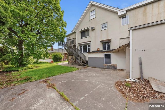 388 Highland Avenue, Cliffside Park, NJ 07010