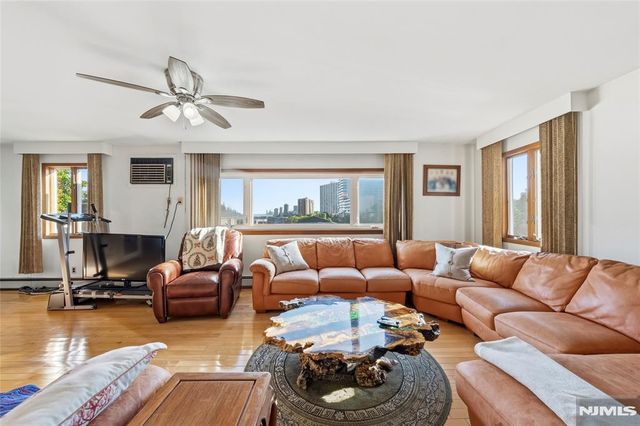 388 Highland Avenue, Cliffside Park, NJ 07010