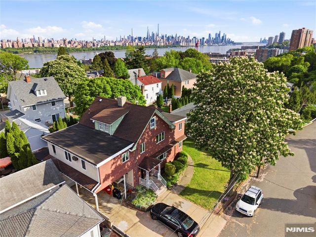 388 Highland Avenue, Cliffside Park, NJ 07010