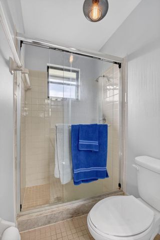 800 NW 32nd Avenue, Delray Beach, FL 33445