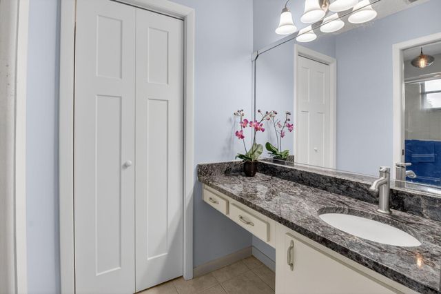 800 NW 32nd Avenue, Delray Beach, FL 33445