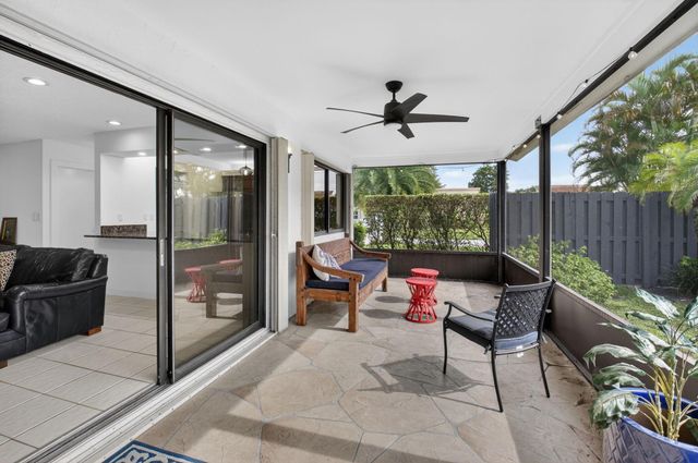 800 NW 32nd Avenue, Delray Beach, FL 33445