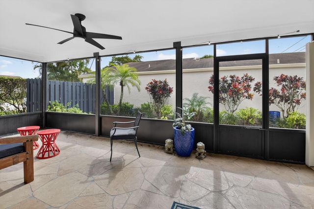 800 NW 32nd Avenue, Delray Beach, FL 33445