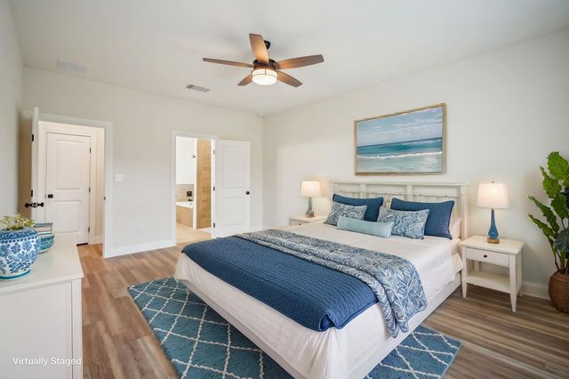 102 Callie ST, Smithville, TX 78957